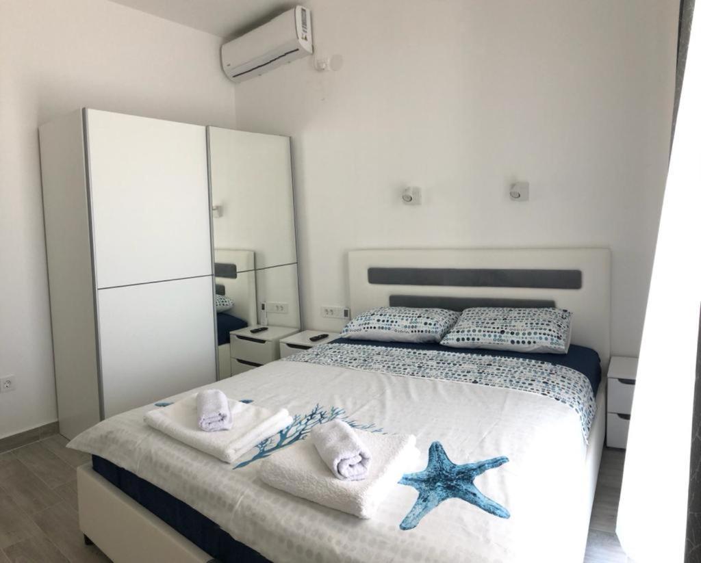 Apartmani Cupara Тиват Екстериор снимка